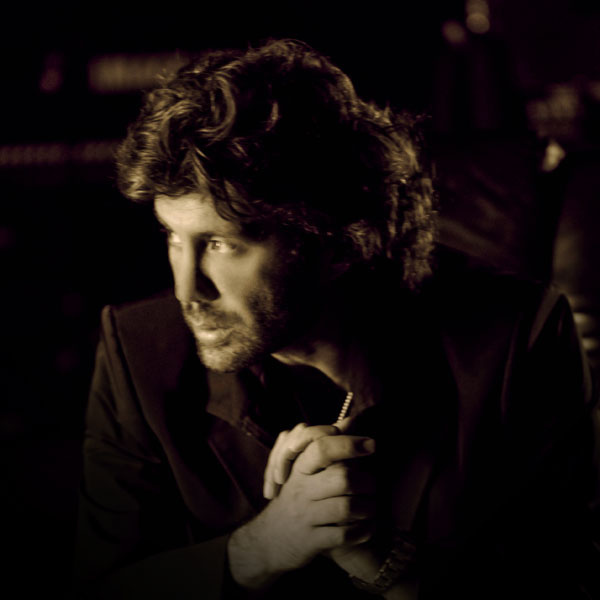 Roya - Omid & Mohammad Moghaddam