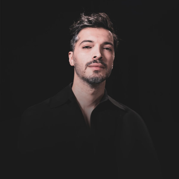 Dariush Azar