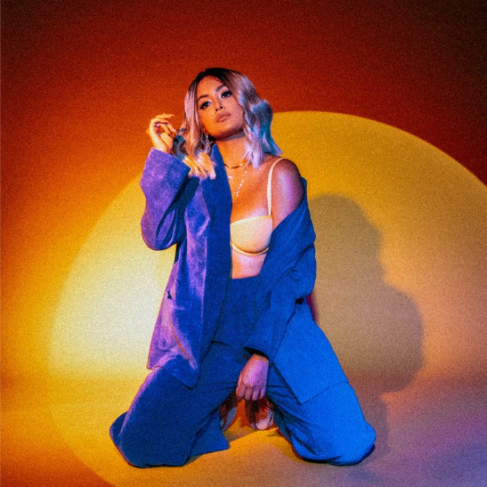 Yas