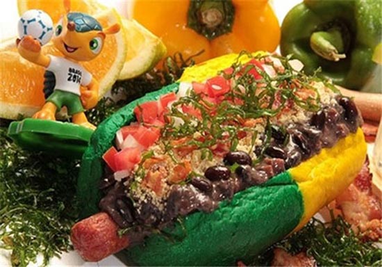 هات‌ داگ‌های برزیلی 7 رنگ !
