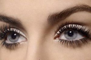 چگونه یک ریمل خشک رابه حالت اول برگردانیم 